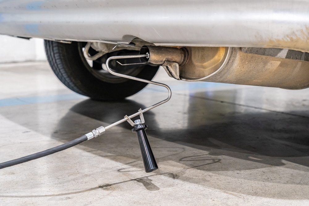 Walk-In Smog Check for Convenient Vehicle Emissions Testing